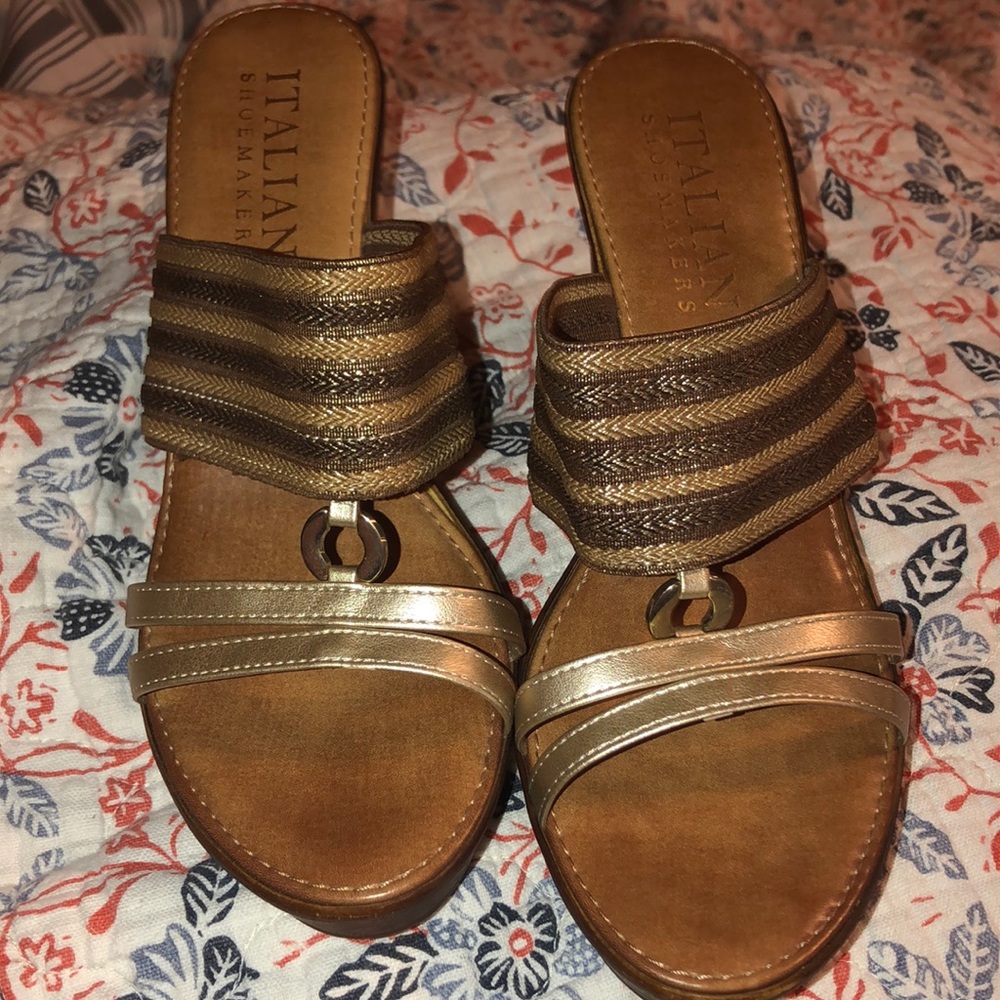 Italian Shoemakers women’s size 9 Worn once.